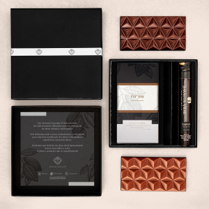 Gift Chocolate & Vinho do Porto – For You